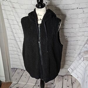 Billabong Girls Sherpa Hooded Vest Black Size 14 NWT